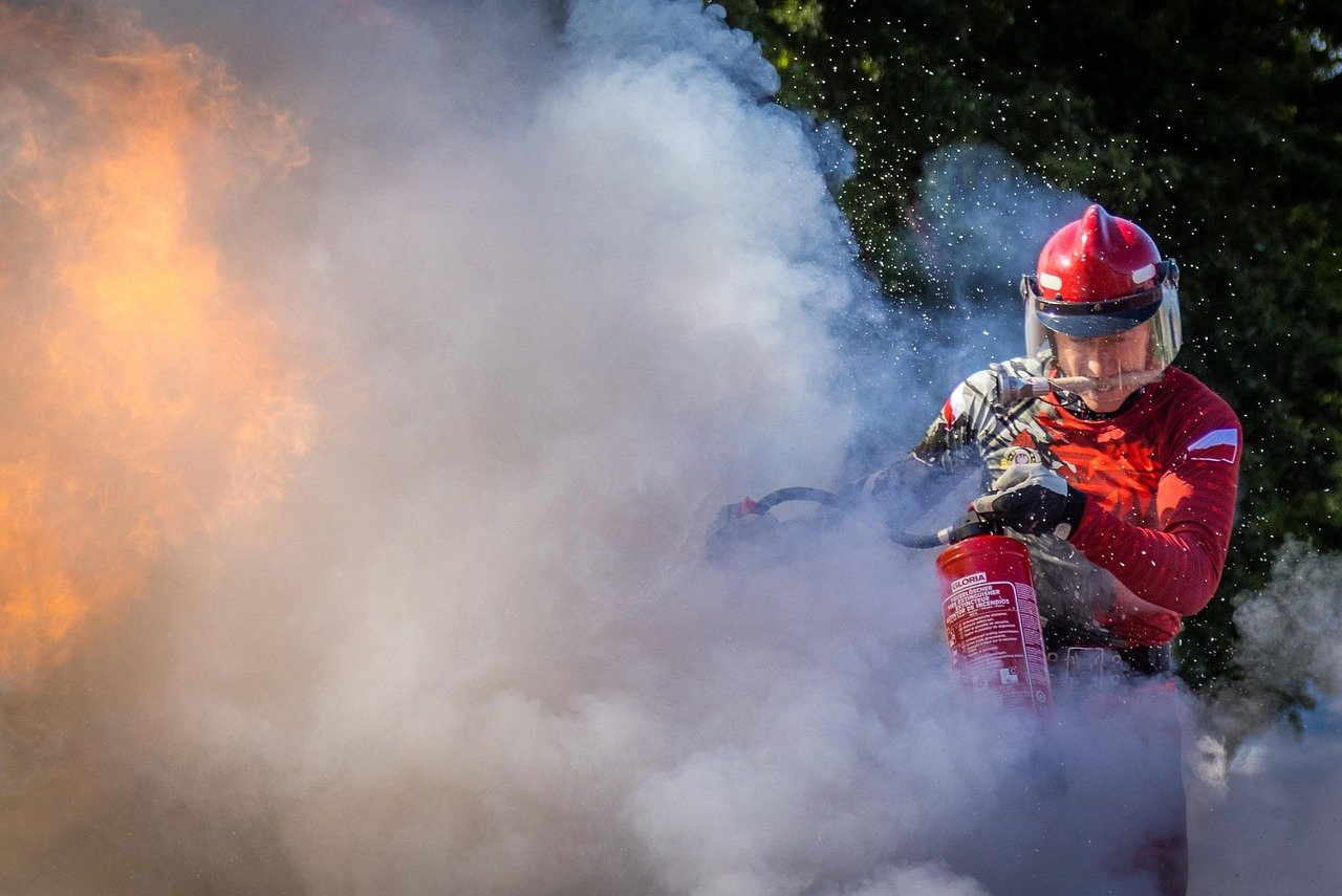 firefighter, firefighting, fire extinguisher, flames, competition, sports, firefighter, fire extinguisher, fire extinguisher, fire extinguisher, fire extinguisher, fire extinguisher